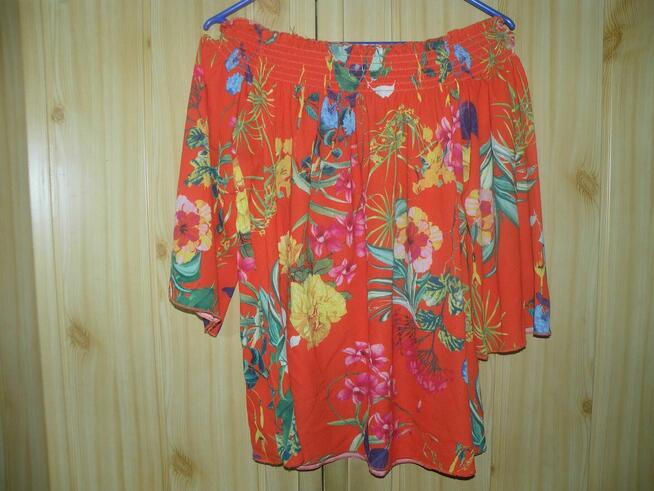 Bluzka QUIZ w dobrym stanie - Rozmiar XL / 42