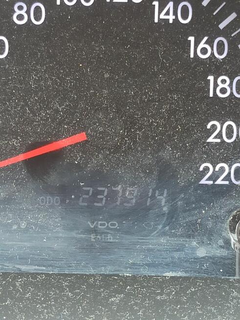 Syndyk sprzedaje Udział w samochodzie osobowym