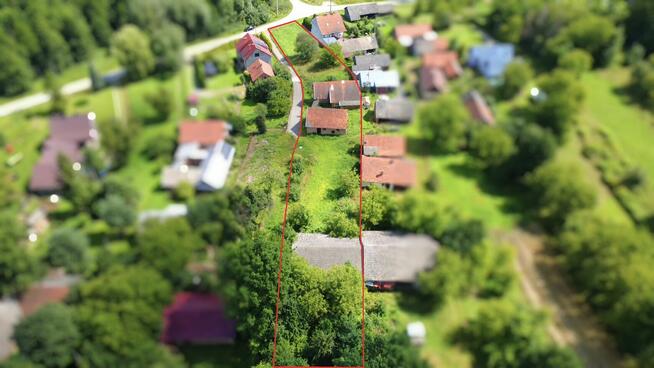 Siedlisko wiejskie plus 10 ar działka budowlana