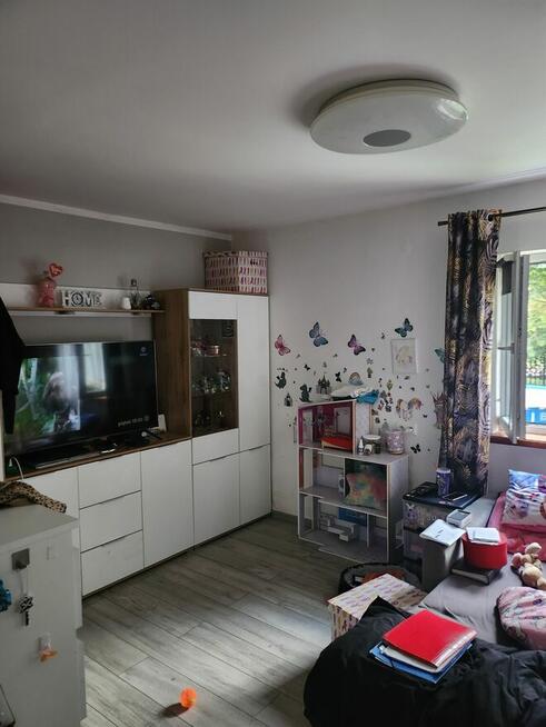 Sprzedam całoroczną działkę rod