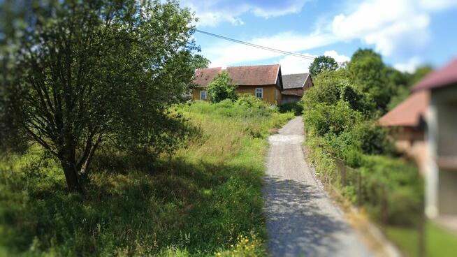 Siedlisko wiejskie plus 10 ar działka budowlana