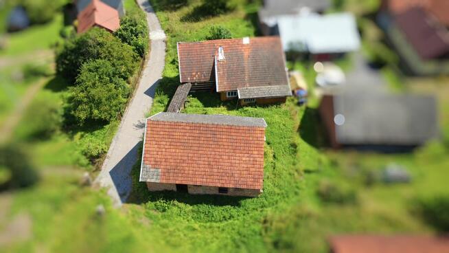 Siedlisko wiejskie plus 10 ar działka budowlana