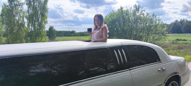 Wynajem Limuzyny Warszawa + sesje zdjęciowe w plenerze