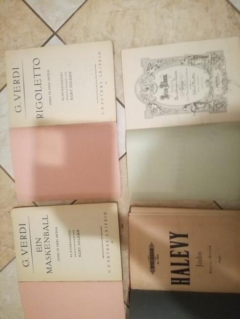 Oddam za darmo Ksiazki, rozne, nuty do spiewu operowego