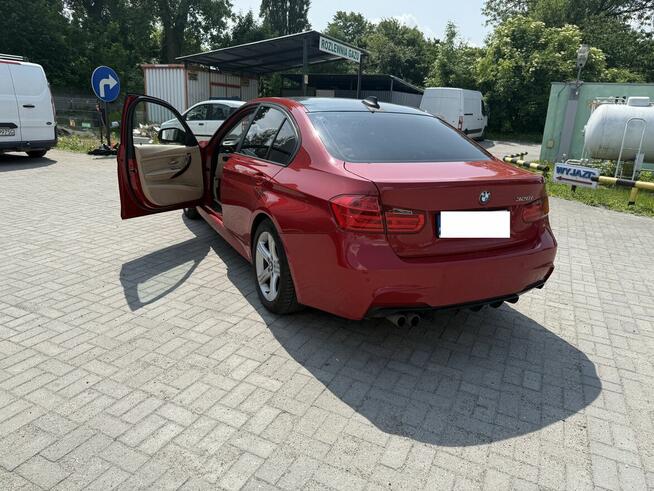 BMW 328I