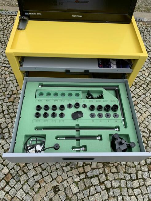 System pomiarowy karoserii Celette Naja 3D Pomiar blacharski