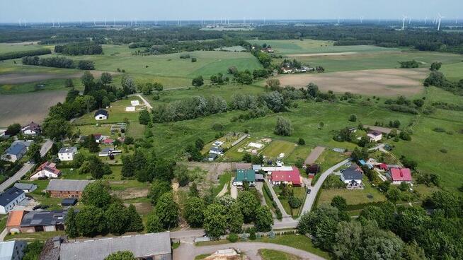 Działki budowlane z warunkami zabudowy na 2 bliźniaki