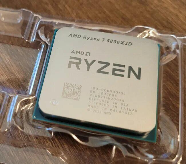 AMD Ryzen 7 7800X3D