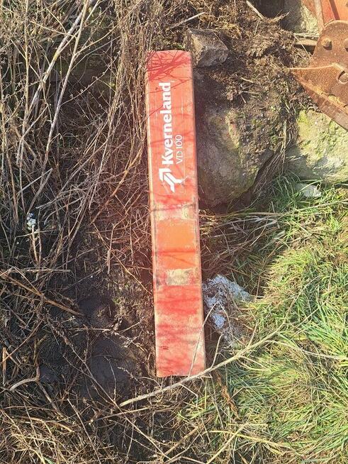 pług kverneland części wieżyczka 160