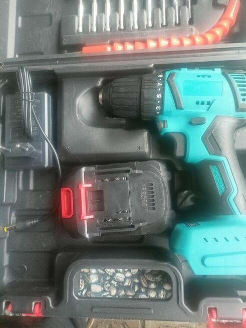 Sprzedam nowy Komplet