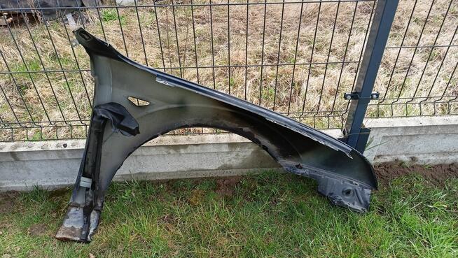 Drzwi prawe przednie czarne do Forda Mondeo MK 3