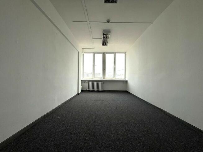 Biuro w centrum miasta z pięknym widokiem z okna