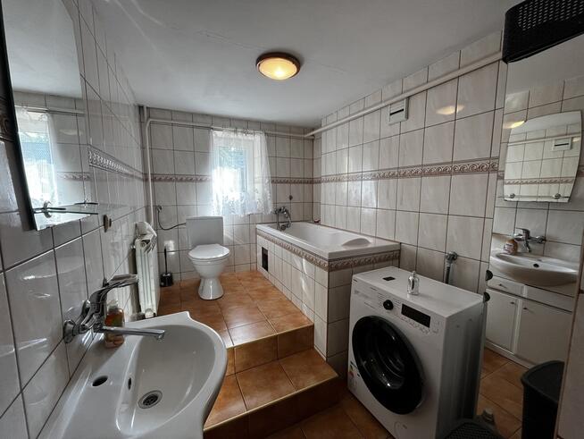 Bielsko- dom z działką, stawem i zabudowaniami