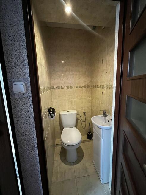 Bielsko- dom z działką, stawem i zabudowaniami