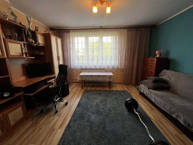 Bielsko- dom z działką, stawem i zabudowaniami