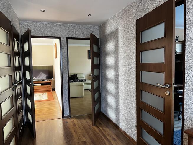 Bielsko- dom z działką, stawem i zabudowaniami