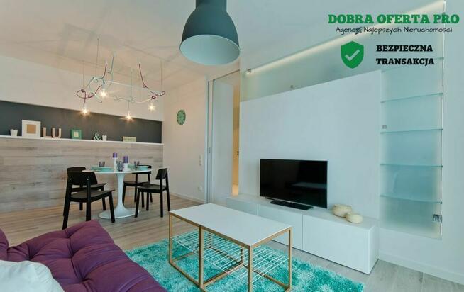 Komfortowe mieszkanie na 9 piętrze z balkonem