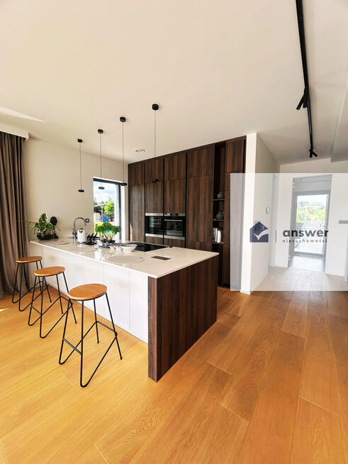 NOWOCZESNY I WYJĄTKOWY DOM W OSIEKU Z DZIAŁKĄ 57A