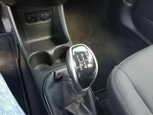 Opel Karl małe sprytne w benzynie klimatyzowane