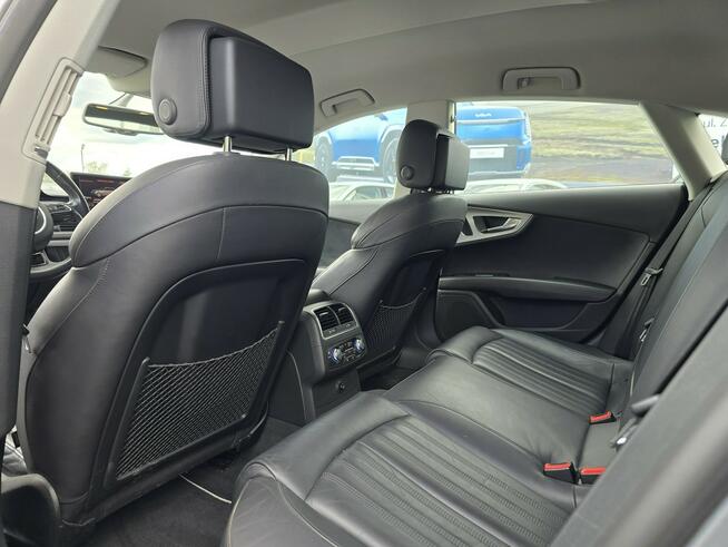 Audi A7 S line_FV23%_LED_Skóra_El.fotel_Indukcja_SoundSystem_Tempomat_19"_Hak