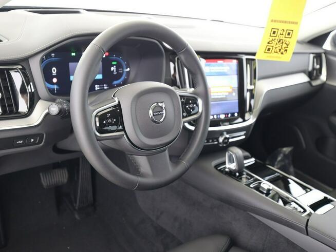 Volvo V60 T6 AWD Ultra Dark Hybryda Plug-In MY 2025