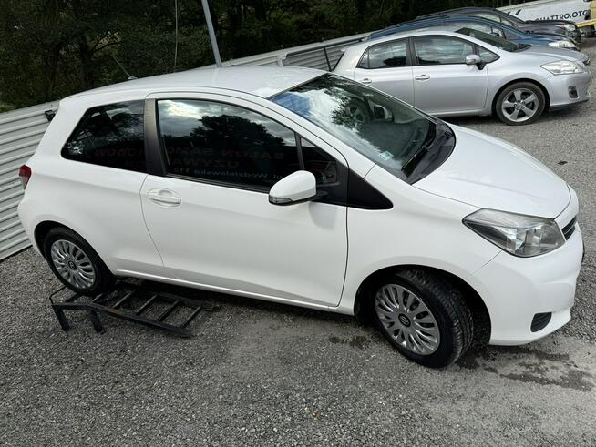Toyota Yaris Salon Polska . Bezwypadkowy. Navigacja .Klimatyzacja