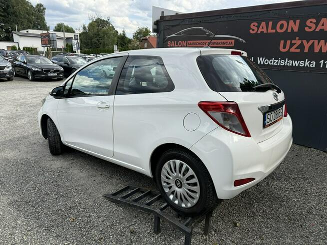 Toyota Yaris Salon Polska . Bezwypadkowy. Navigacja .Klimatyzacja