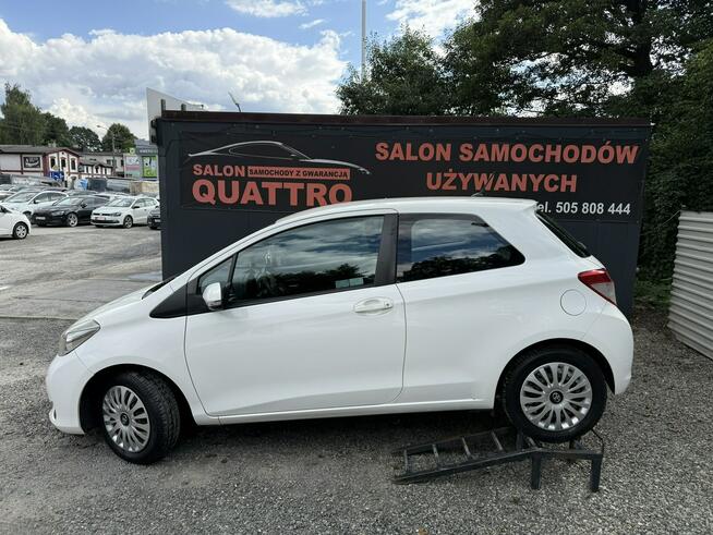 Toyota Yaris Salon Polska . Bezwypadkowy. Navigacja .Klimatyzacja