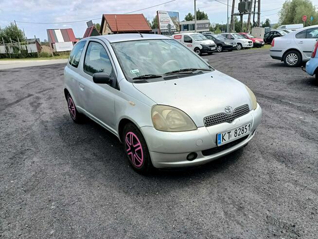 Toyota Yaris  1.3 01r