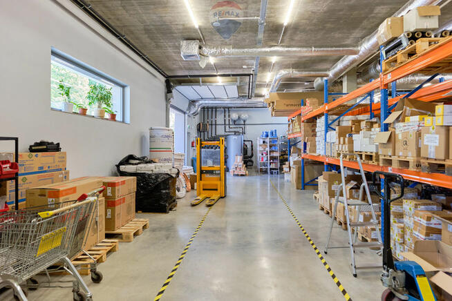 Magazyny, usługi, biura VIP