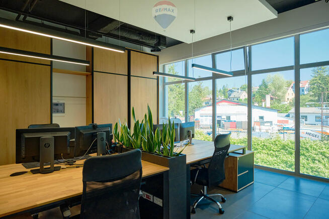 Magazyny, usługi, biura VIP