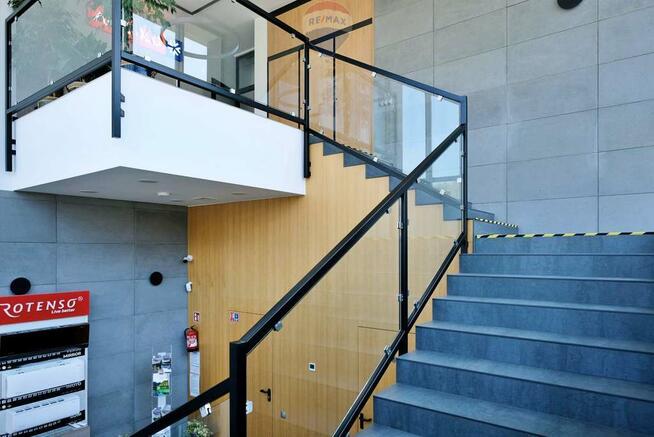 Magazyny, usługi, biura VIP