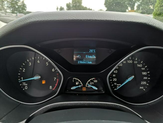 Ford Focus 1.6 16V Benzyna Klima Podgrz. szyby Salon Polska Gwarancja