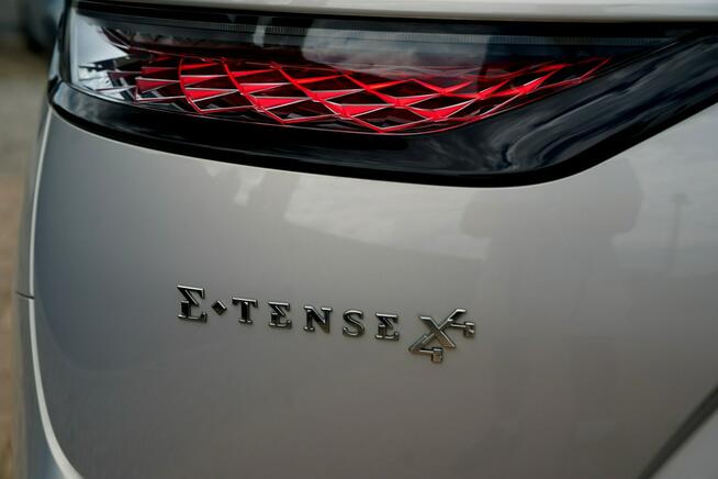 DS Automobiles DS 7 Crossback LOUVRE masaze FUL LED skóra EL.KLAPA ACC 4X4 wentylacja night vision