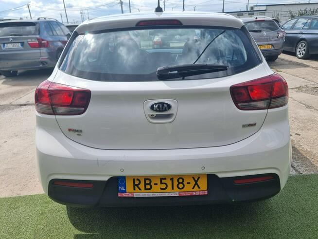 Kia Rio navi,kamera,temomat