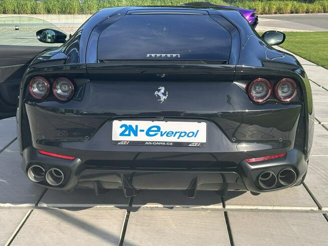 Ferrari 812, Superfast, lift, karbon