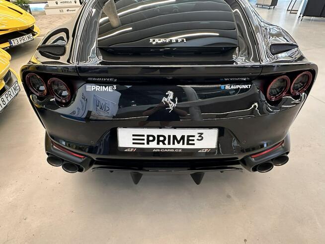 Ferrari 812, Superfast, lift, karbon