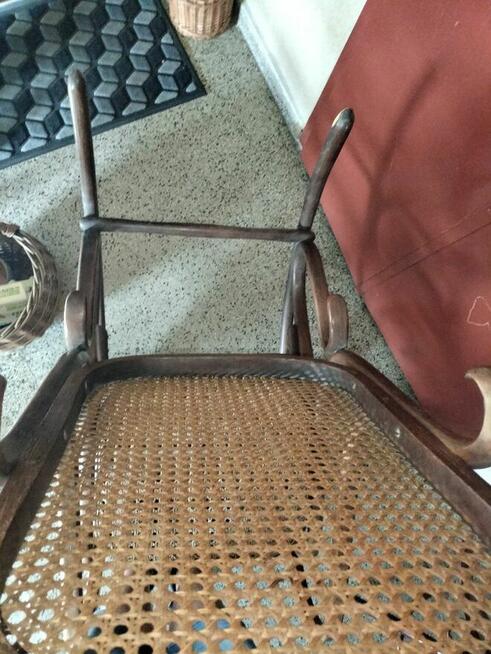 Stary fotel bujany z drewna lata 70 antyk