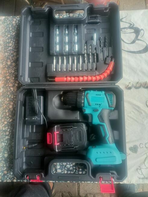 Sprzedam nowy Komplet