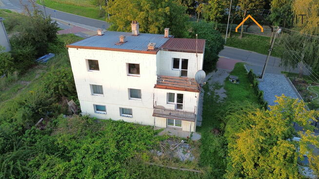 Dom na ul.Zwięczycka 4, 300 m² na działce 9 arów.