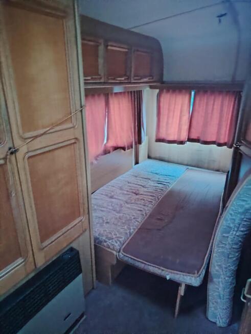 Sprzedam przyczepę kempingową