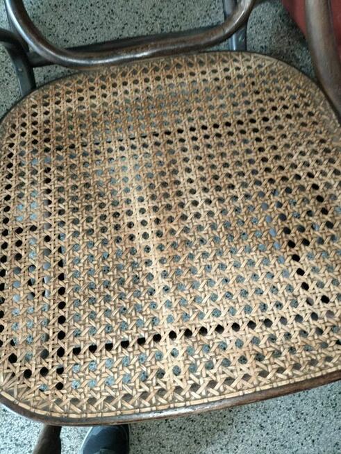 Stary fotel bujany z drewna lata 70 antyk