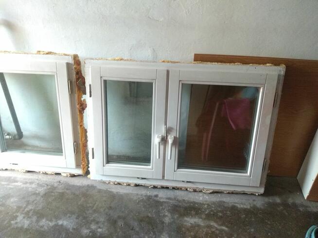 Okna drewniane, trzyszybowe w bardzo dobrym stanie