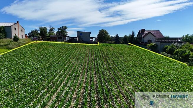 Kaskadowa działka 9 000 m² przy lesie