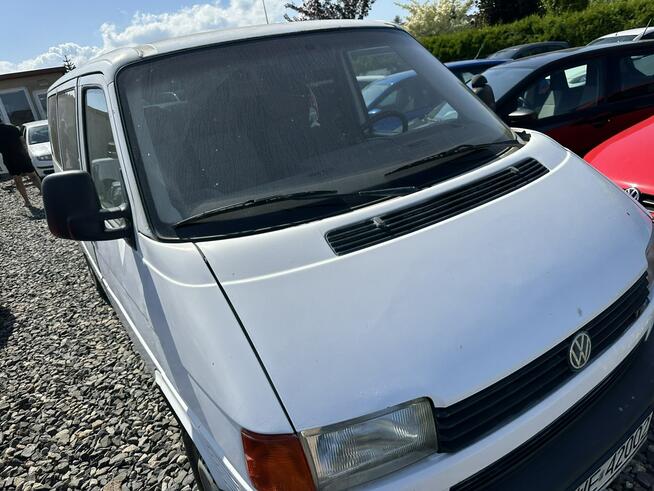 Volkswagen Transporter 9 miejsc, long, hak ,Webasto, wymieniony rozrząd i olej, lampy LED