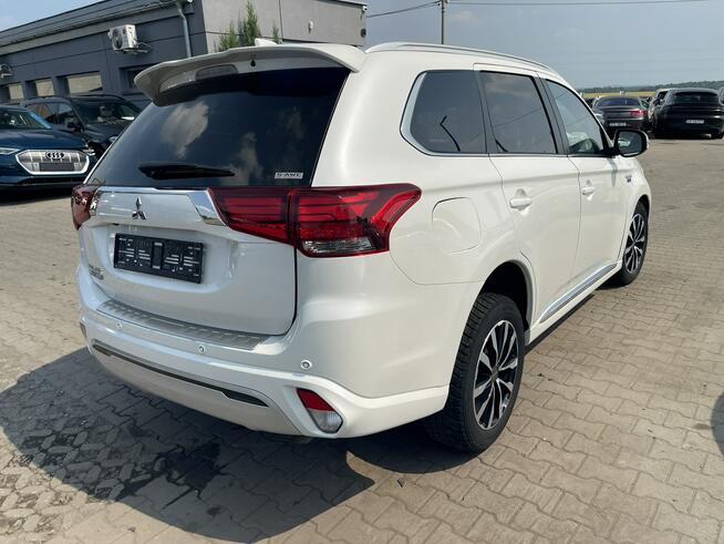 Mitsubishi Outlander AWD PHEV Automat Klimatronik Kamera Podgrzewanie
