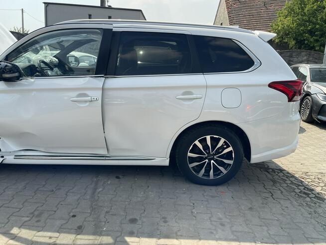 Mitsubishi Outlander AWD PHEV Automat Klimatronik Kamera Podgrzewanie