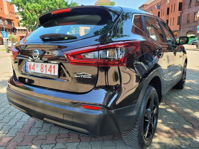 Nissan Qashqai 1,3 DIG-T DCT automat