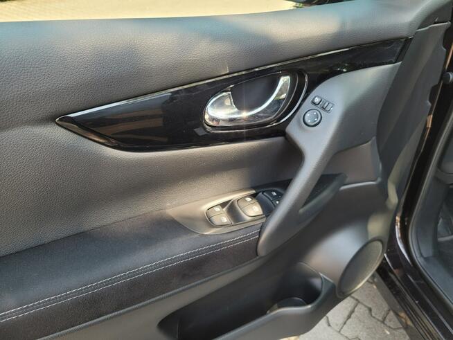 Nissan Qashqai 1,3 DIG-T DCT automat