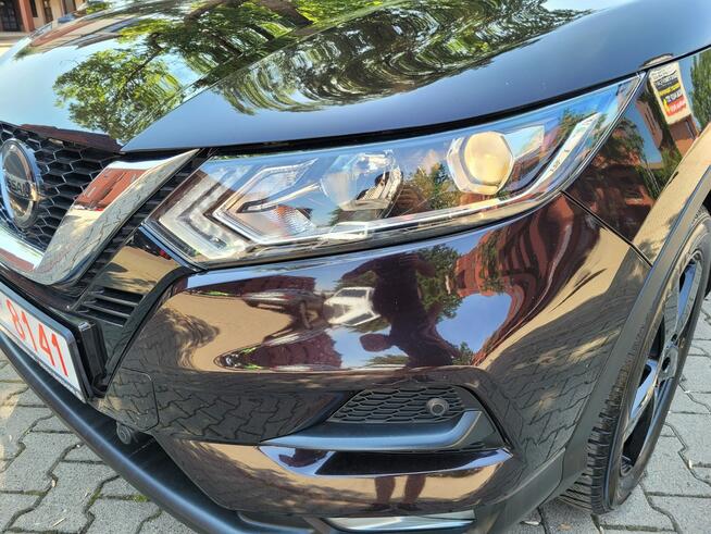 Nissan Qashqai 1,3 DIG-T DCT automat